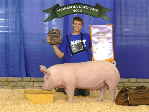 Reserve Champion Overall, Champion Purebred, Champion York, 2013 Minnesota State Fair Jr Barrow Classic, Levi Anderson